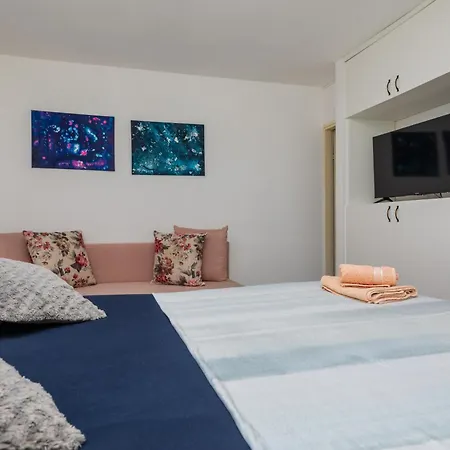 Balica Rat 1065a Apartment